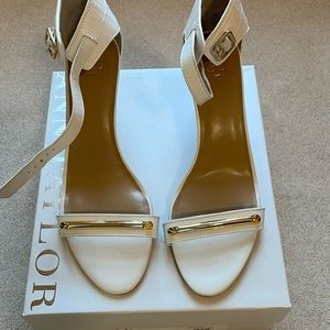 NEW Ann Taylor Jenna Heel Sandal, perfect for any occasion.